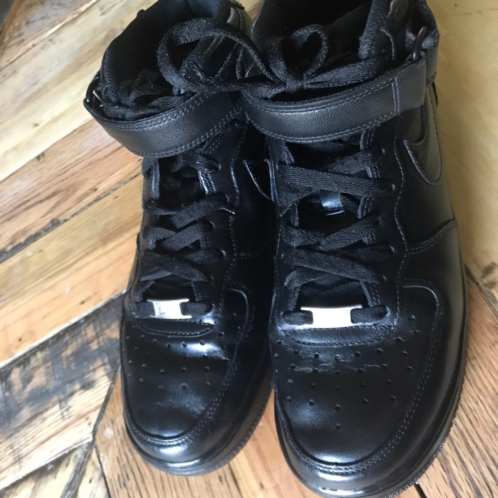 AF1